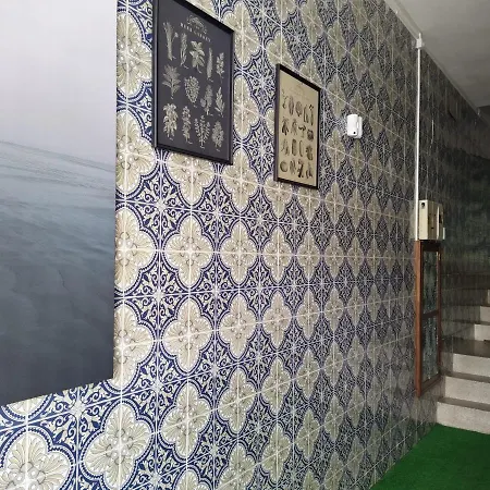 Guest house Grand Sasimi House *