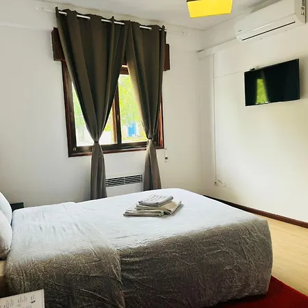 Grand Sasimi House Guest house *