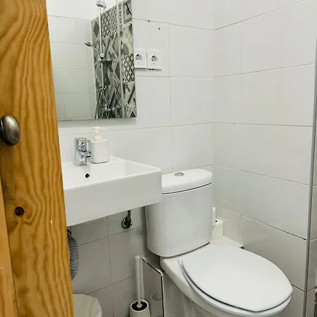 Guest house Grand Sasimi House Porto