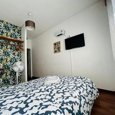 Guest house Grand Sasimi House Porto
