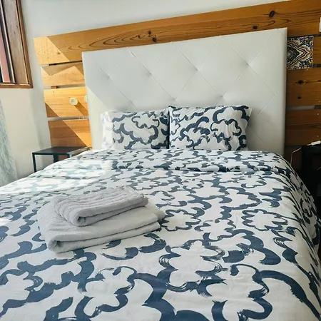 Grand Sasimi House Guest house